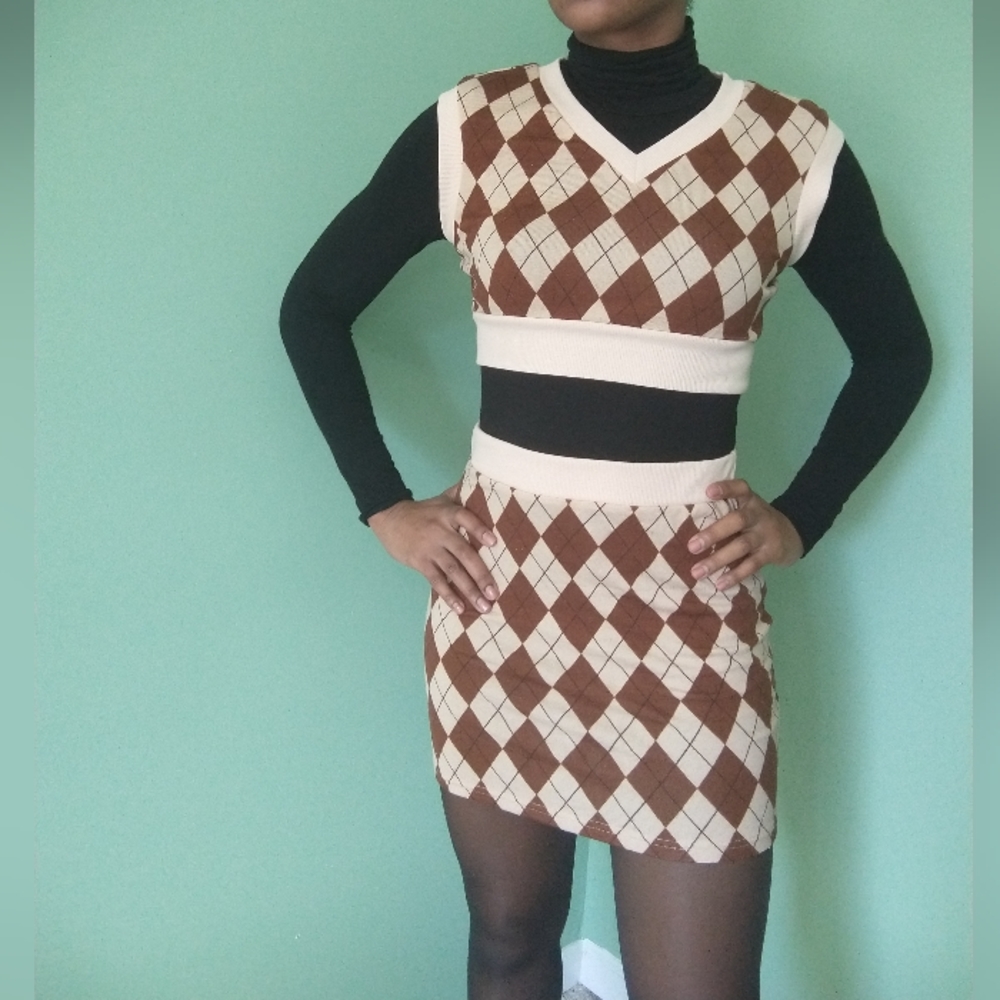 Shein Brown And Cream Argyle Pattern Sweater Two … - image 4